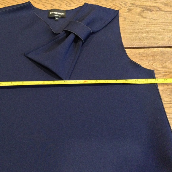 New! EMPORIO ARMANI Knit Top - Picture 4 of 7